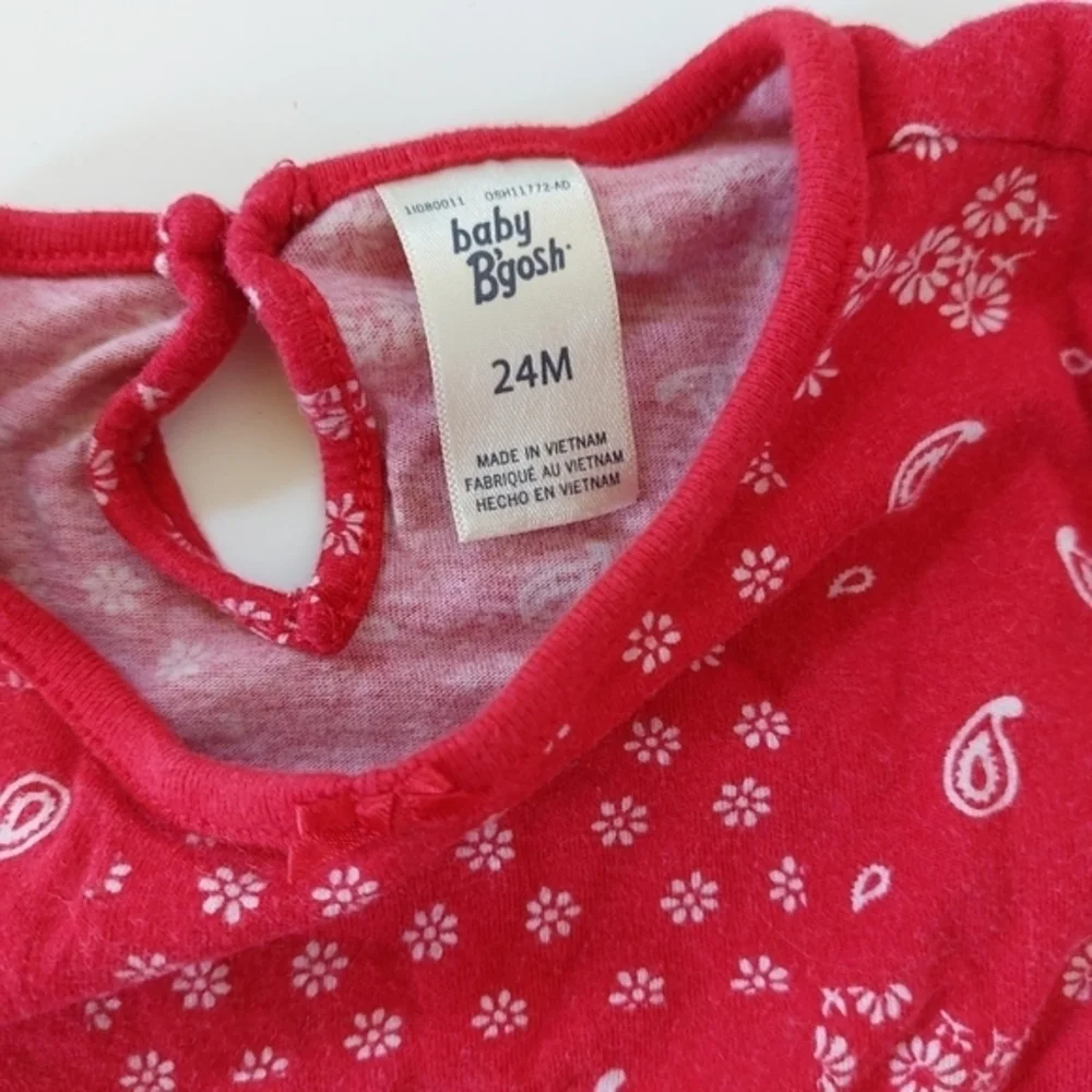 Patriotic red handkerchief‎ print Onesie With Knotted Sleeves Size 24 Months Osh